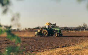 El seguro de lunas en tractores